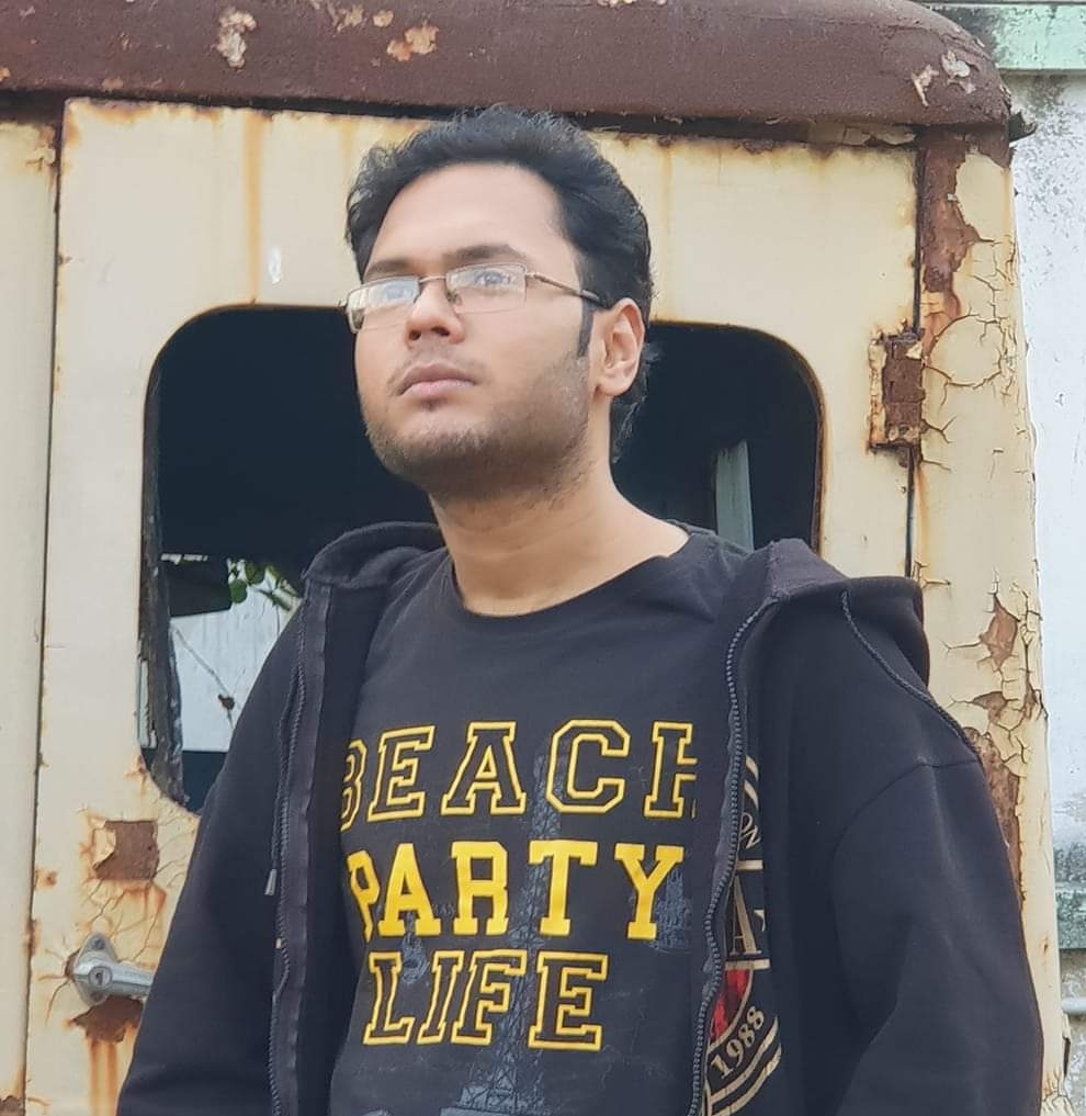 কবিতাঃ কুয়াশা বালিকা – রহিত ঘোষাল